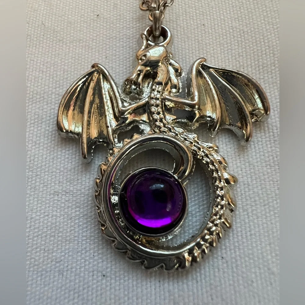 Battle of Dragons City of Thieves Silver Tone Dragon Pendant Purple Faux Gem